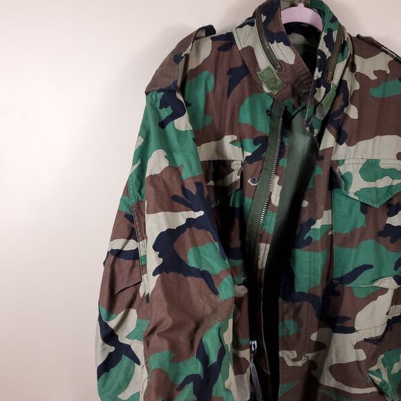 Army Surplus Cold Weather Field Full Zip Coat in Camo Size L - Picture 4 of 12